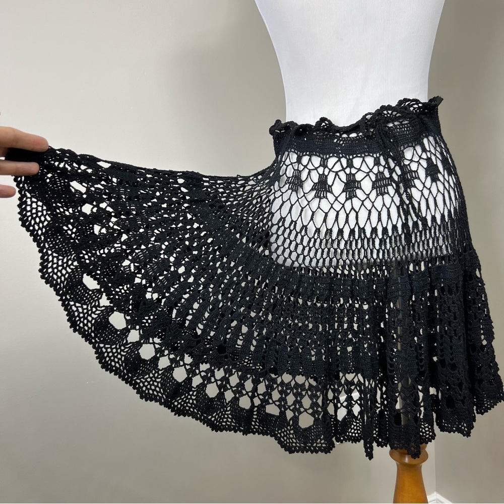 Hand crochet lace knee length skirt Sz M